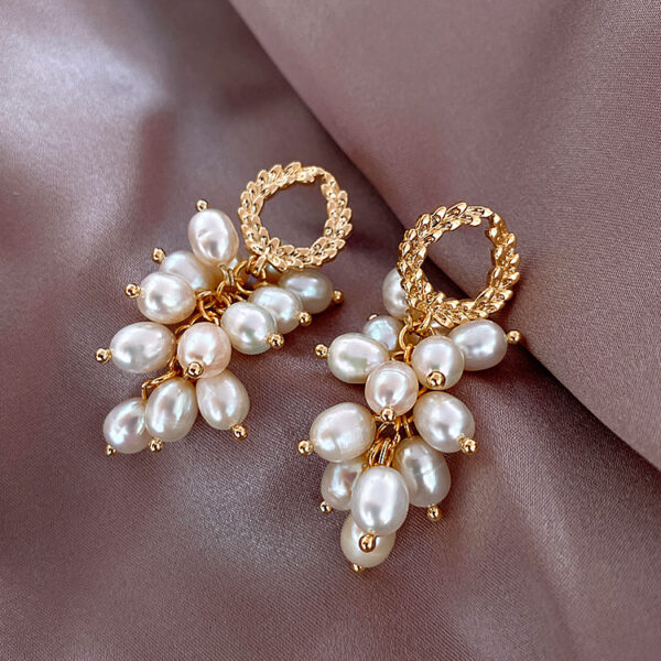 925 Silver Needle Freshwater Pearl Wheat Stud Earrings - Image 2