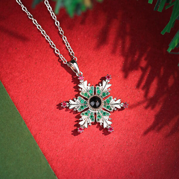 New Christmas Snowflake Necklace With Projection Design For Couples Christmas Gift Women's Clavicle Chain Jewelry - Image 7