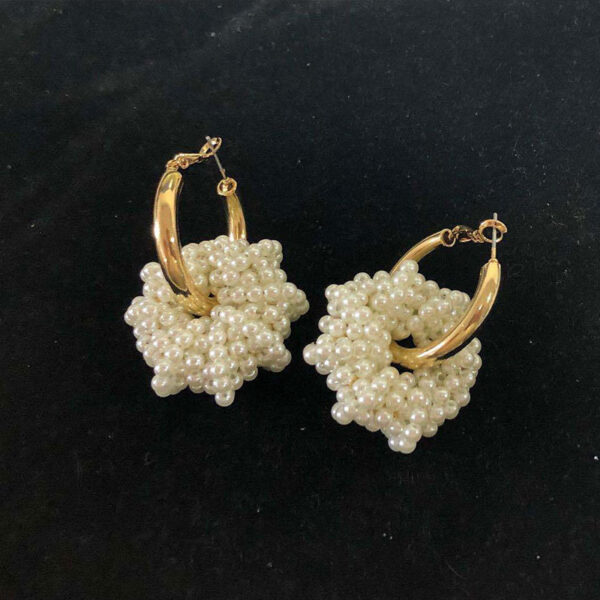 Ins Fashion Trend Simple Lady Hand-woven Pearl Earrings - Image 3