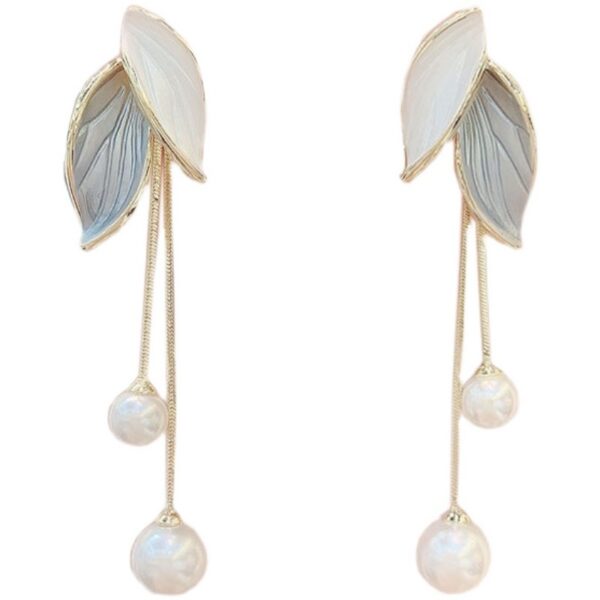 High-end Fashion 925 Silver Needle Autumn And Winter Leaves Pearl Tassel Earrings - Image 3