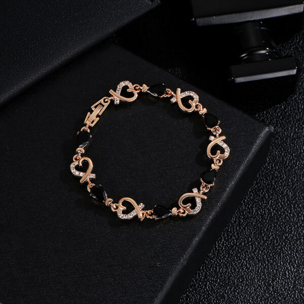 Hollow Love Bracelet With Rhinestones Fashion Temperament Heart-shaped Bracelet For Valentine's Day Gift Jewelry - Image 6